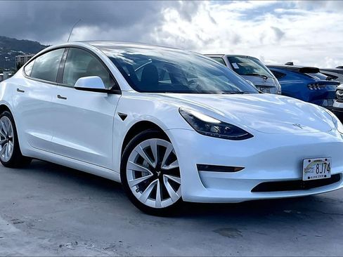 Used 2023 Tesla Model 3 Standard Range RWD image 21