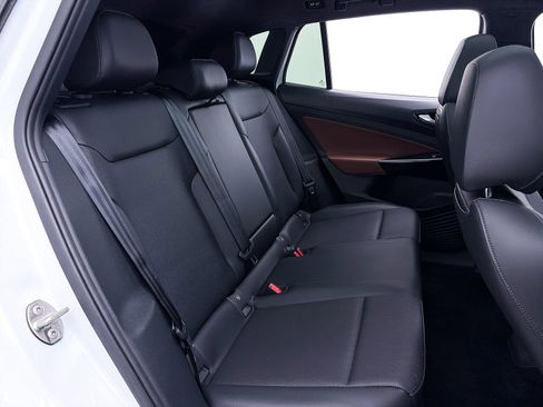 Used 2021 Volkswagen ID.4 Pro S AWD/4WD image 33