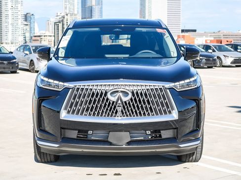 New 2026 INFINITI QX60 Luxe image 2