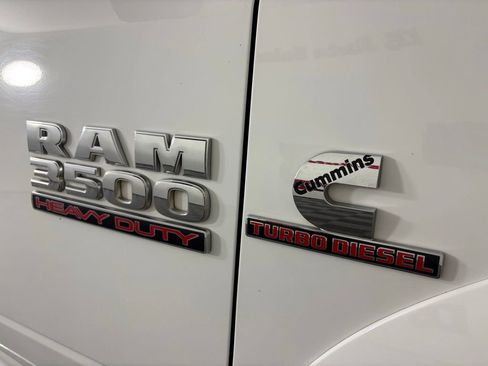 Used 2015 RAM 3500 Laramie AWD/4WD image 11