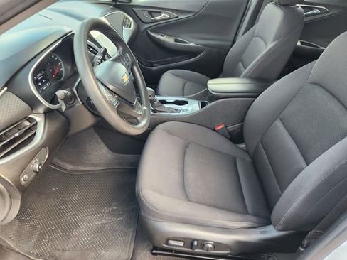 Used 2024 Chevrolet Malibu LT FWD image 13