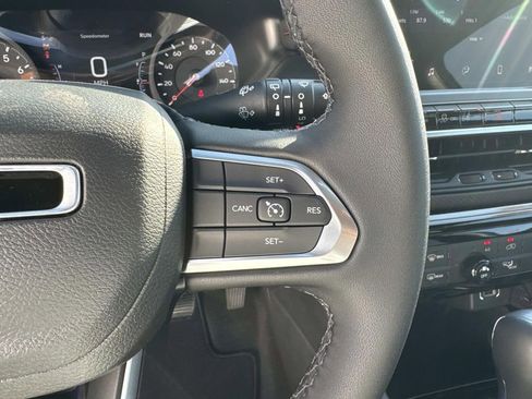 New 2026 Jeep Compass Latitude image 41