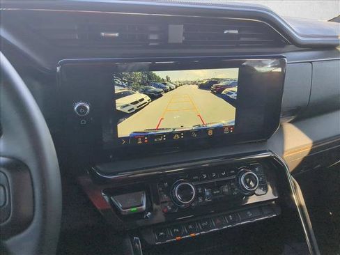 Used 2024 GMC Sierra 1500 AT4 w/ Technology Package image 14