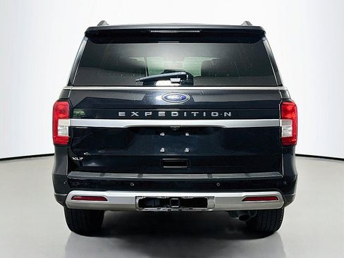 Used 2024 Ford Expedition XLT AWD/4WD image 6
