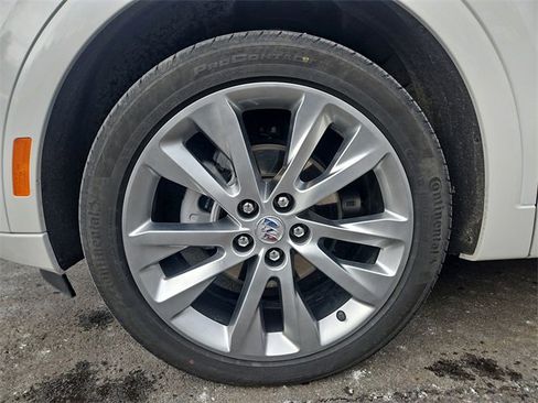 Used 2023 Buick Envision Avenir image 34