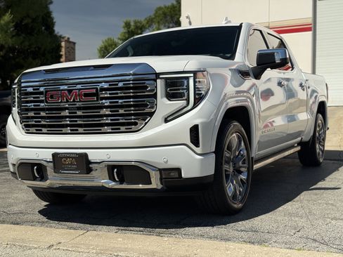 Used 2024 GMC Sierra 1500 Denali AWD/4WD image 38