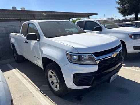 Used 2021 Chevrolet Colorado W/T w/ WT Convenience Package RWD image 3