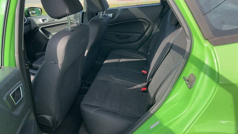 Used 2014 Ford Fiesta SE FWD image 15