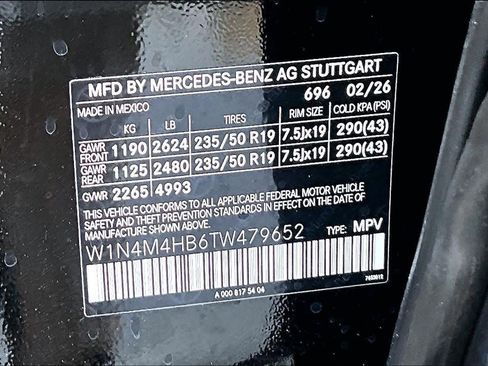 New 2026 Mercedes-Benz GLB 250 4MATIC image 13