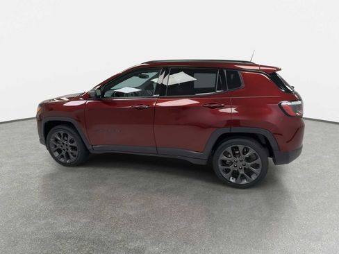 Used 2021 Jeep Compass Latitude FWD image 6