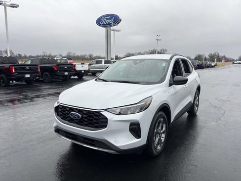 New 2026 Ford Escape ST-Line w/ Tech Pack #1 image 3