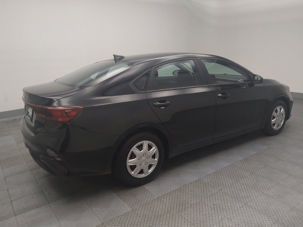 Used 2023 Kia Forte LX FWD image 10