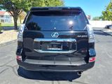 Used 2017 Lexus GX 460 image 4