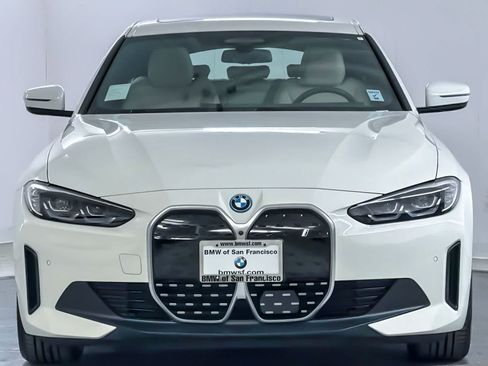 Used 2023 BMW i4 eDrive35 RWD image 10