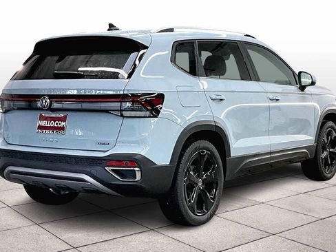 New 2026 Volkswagen Taos SEL image 4