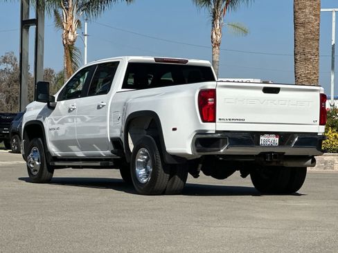 Used 2024 Chevrolet Silverado 3500 LT w/ Convenience Package image 3