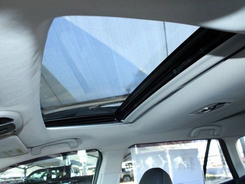 Used 2020 Subaru Outback Onyx Edition XT w/ Popular Package #2 image 6