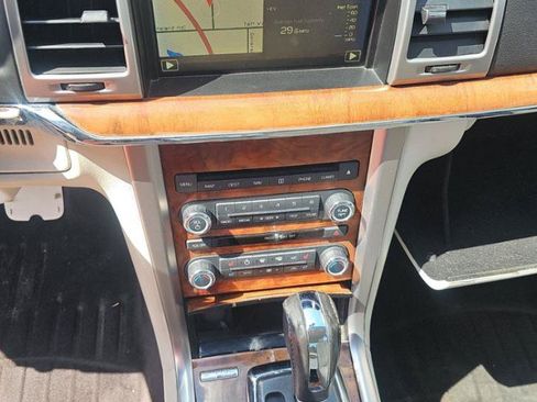 Used 2012 Lincoln MKZ Hybrid FWD image 10