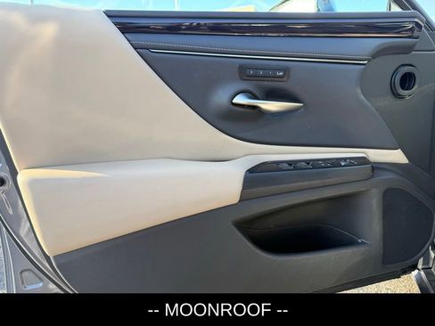 Used 2021 Lexus ES 350 w/ Premium Package image 5