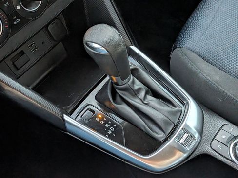 Used 2018 Toyota Yaris iA image 25