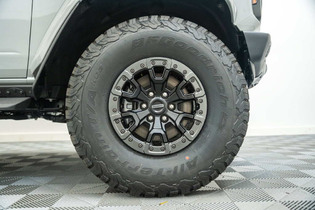 New 2026 Ford Bronco Raptor w/ Interior Carbon Fiber Pack AWD/4WD image 24
