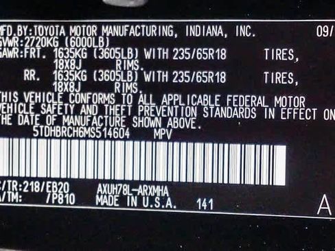 Certified 2021 Toyota Highlander XLE image 31