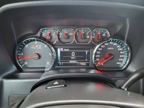 Used 2017 Chevrolet Silverado 1500 LT w/ All Star Edition image 18