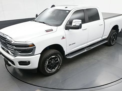Used 2025 RAM 2500 Laramie AWD/4WD image 53