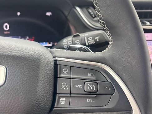 Used 2023 Jeep Grand Cherokee Limited w/ Trailer Tow Prep Group (B) image 13