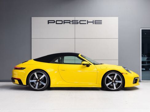 Certified 2022 Porsche 911 Carrera S RWD image 8