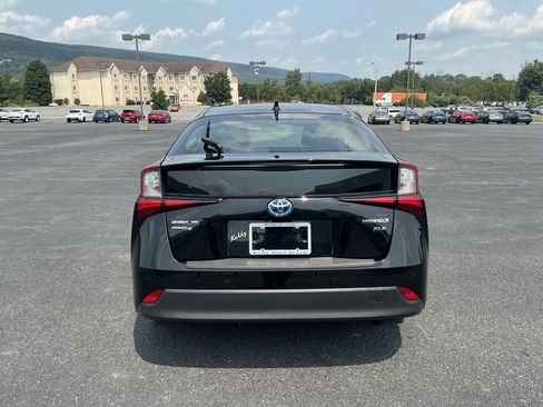 Used 2022 Toyota Prius XLE w/ Advanced Technology Package AWD/4WD image 8