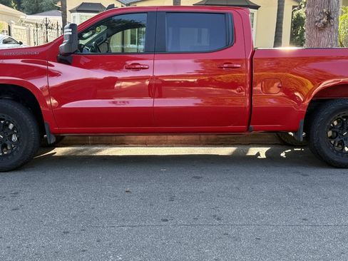 Used 2021 Chevrolet Silverado 1500 RST w/ Convenience Package II AWD/4WD image 7