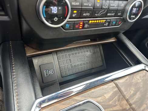 Used 2021 Ford Expedition Max Platinum image 76