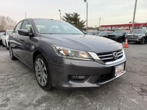 Used 2014 Honda Accord Sport image 3