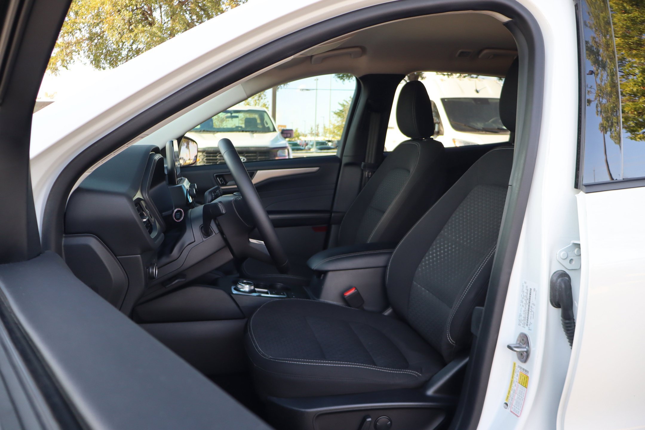 Certified 2023 Ford Escape Active FWD image 13