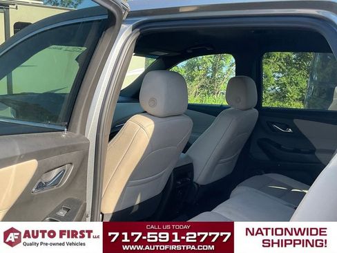 Used 2023 Chevrolet Traverse LS AWD/4WD image 6