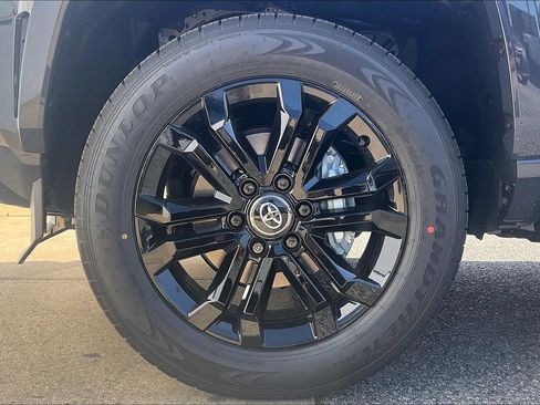 New 2026 Toyota 4Runner 4WD image 15