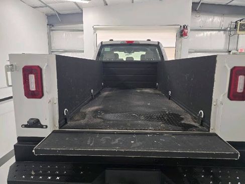 Used 2021 Ford F250 XL w/ Power Equipment Group AWD/4WD image 7