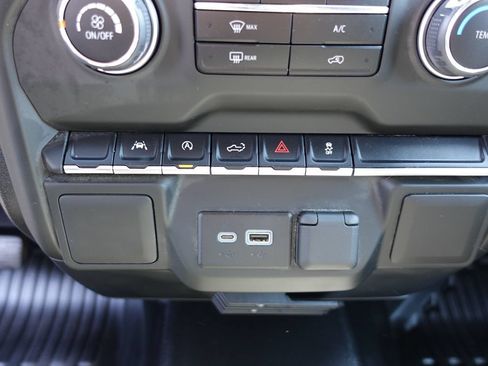 Used 2022 Chevrolet Silverado 1500 W/T w/ WT Value Package AWD/4WD image 44