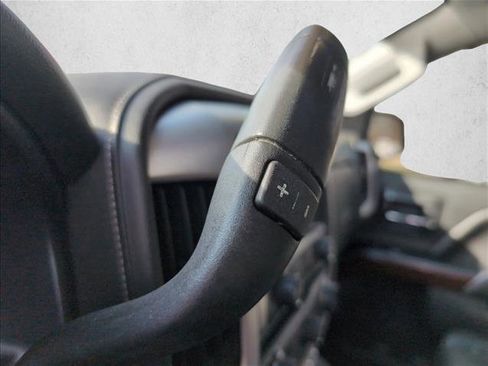 Used 2018 GMC Sierra 1500 SLT image 13