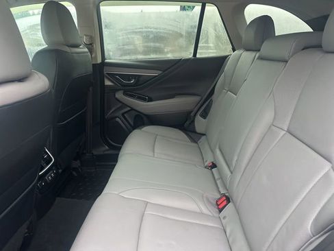Used 2022 Subaru Outback Limited w/ Popular Package #2 image 12
