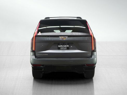 Used 2021 Cadillac Escalade ESV Sport Platinum image 4