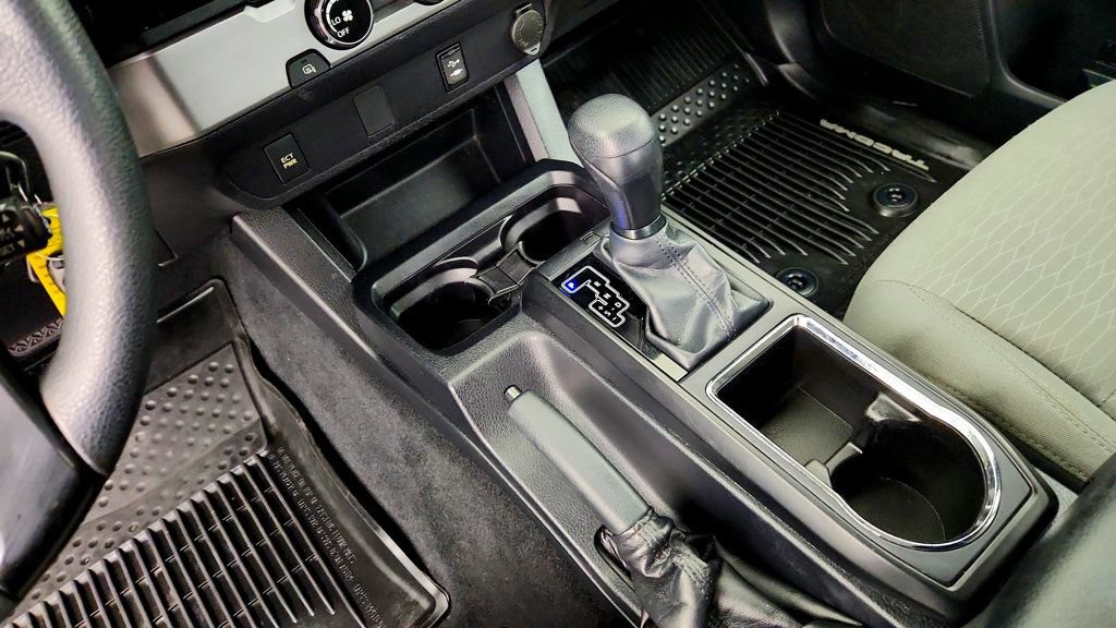 Used 2018 Toyota Tacoma SR RWD image 15