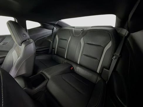 Used 2018 Chevrolet Camaro SS RWD image 20