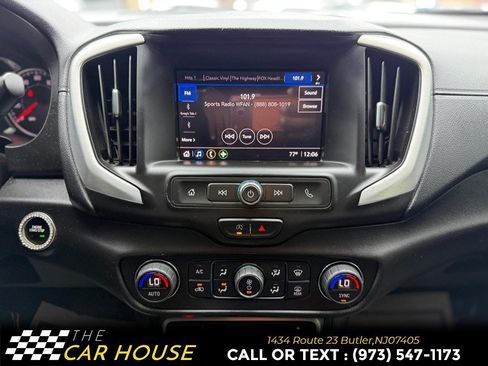 Used 2022 GMC Terrain SLE w/ Driver Convenience Package AWD/4WD image 28