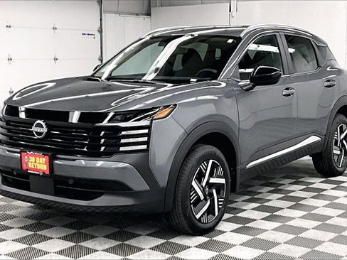 New 2026 Nissan Kicks SV image 2