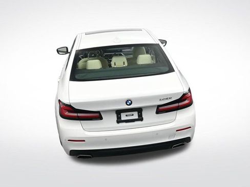 Used 2023 BMW 530i w/ Convenience Package image 22