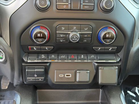 Used 2021 Chevrolet Silverado 1500 LT Trail Boss AWD/4WD image 25