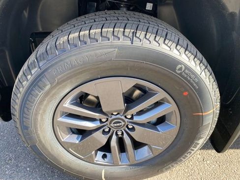 New 2026 Nissan Frontier SV image 25