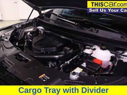 Used 2025 Chevrolet Traverse RS w/ LPO, Cargo Package FWD image 37